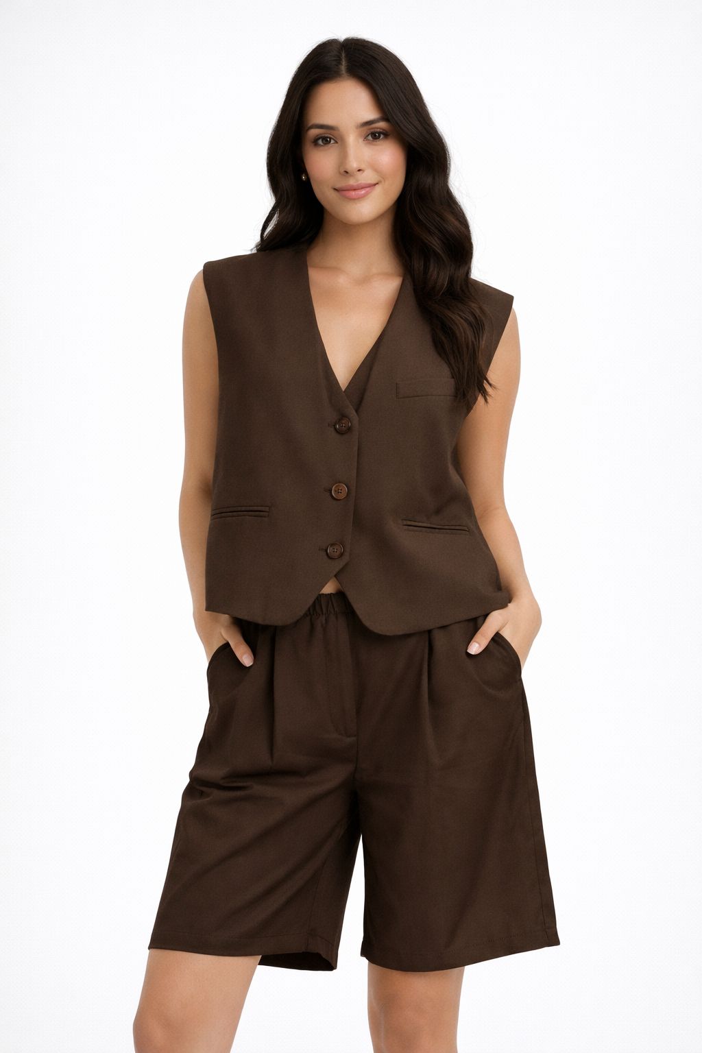 Ensemble Élégance  “VÉRA” – Gilet Tailleur & Short Fluide Femme