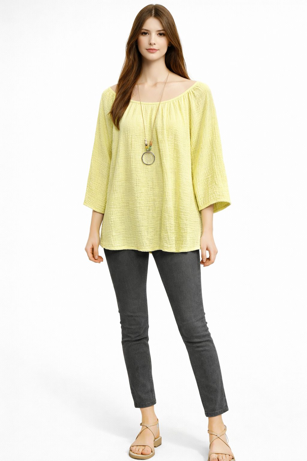 T-shirt  Louna femme fluide et confortable à coupe ample. Disponible en plusieurs couleurs, idéal pour un look chic, décontracté et tendance au quotidien.