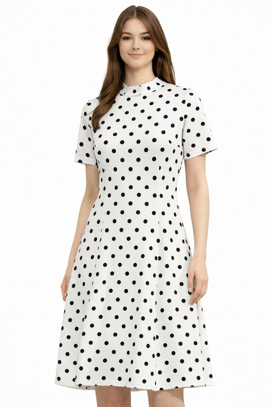 Robe Femme à Pois Chic – Coupe Évasée Élégante Col Montant