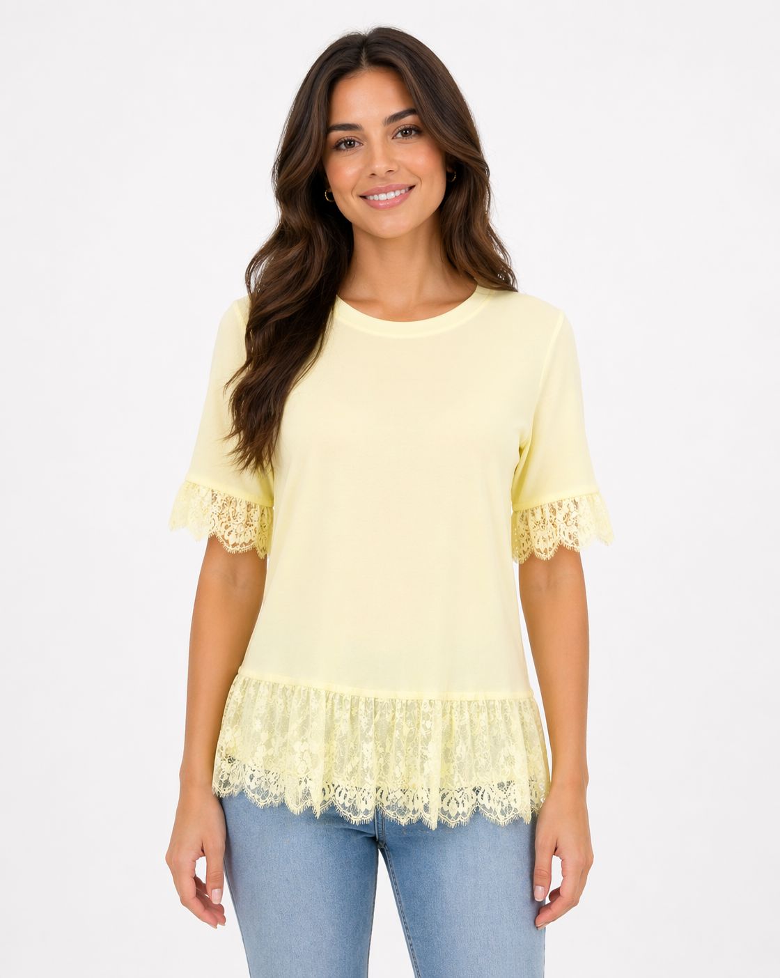 T-shirt “Lys Élégance” – Dentelle & Confort Féminin