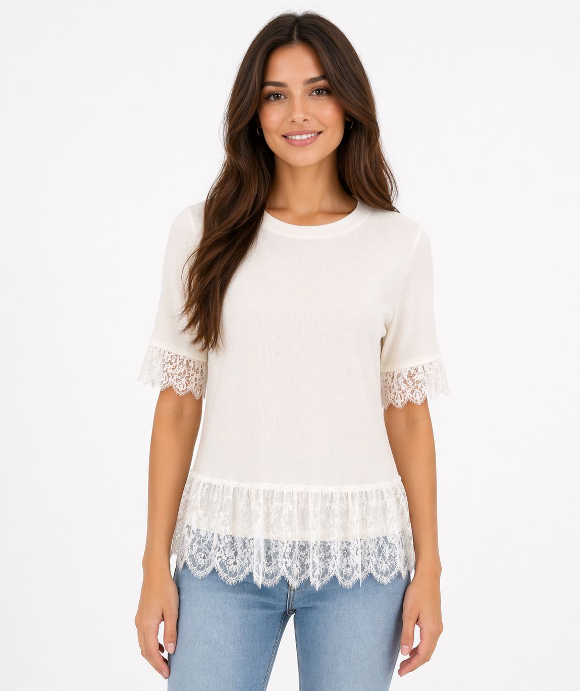 T-shirt “Lys Élégance” – Dentelle & Confort Féminin