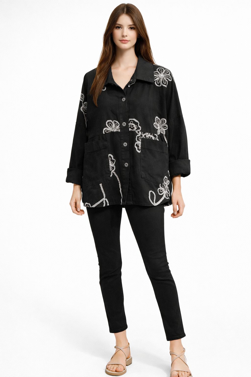 Veste  légère Oversize Brodée Camélia  – Chemise Femme Chic et Tendance